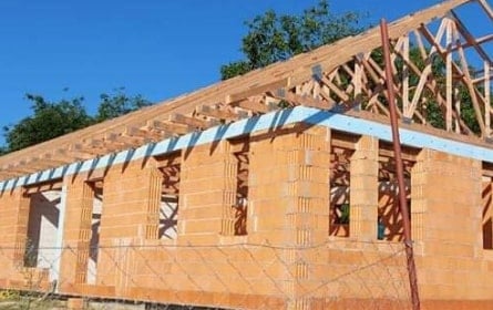 Szeglemezes tető építés #10