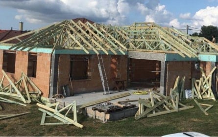 Szeglemezes tető építés #12