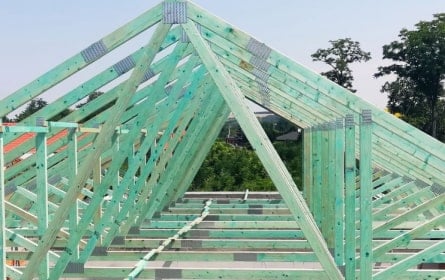 Szeglemezes tető építés #2