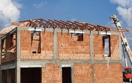 Szeglemezes tető építés #9