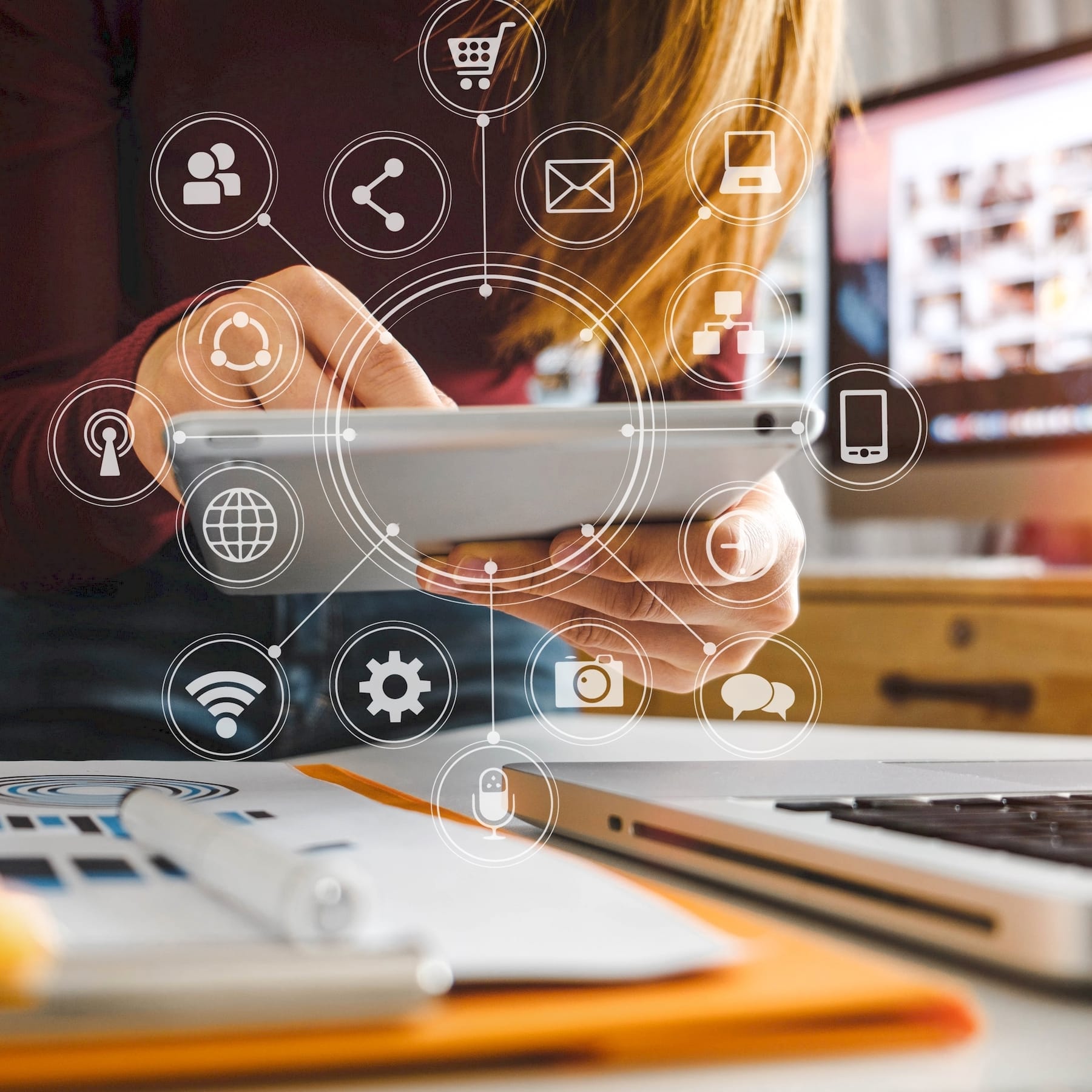 Egy fényképretusáló fénykép digitalizálás közben Sellyeen