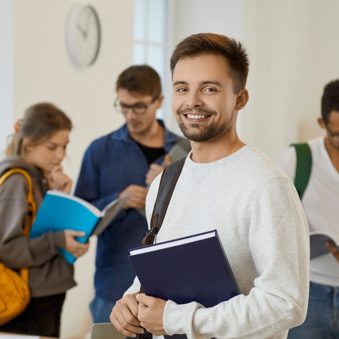 Egy magántanár informatika korrepetálás közben Maglóden