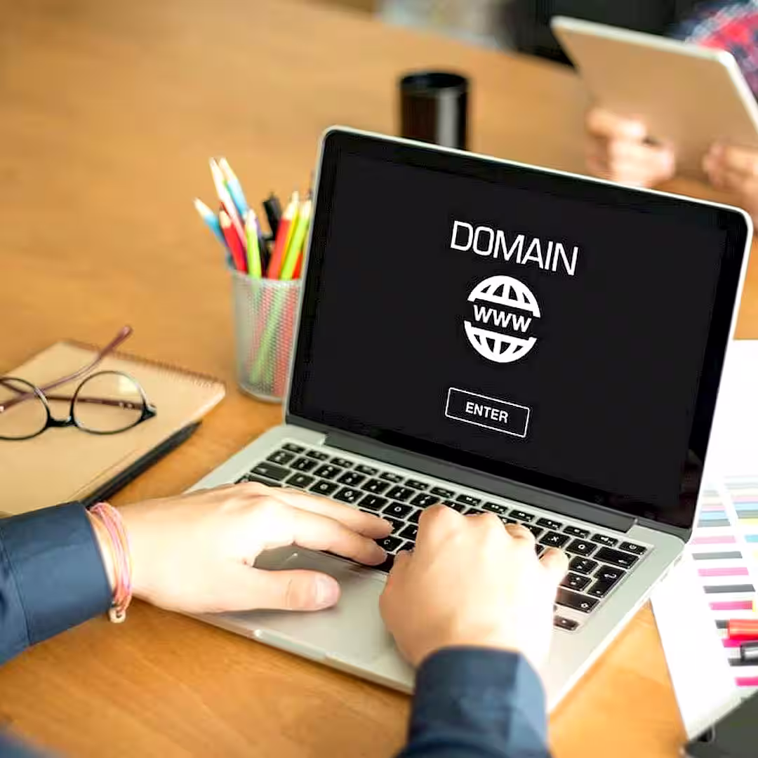 Domain regisztráció profi szakember által
