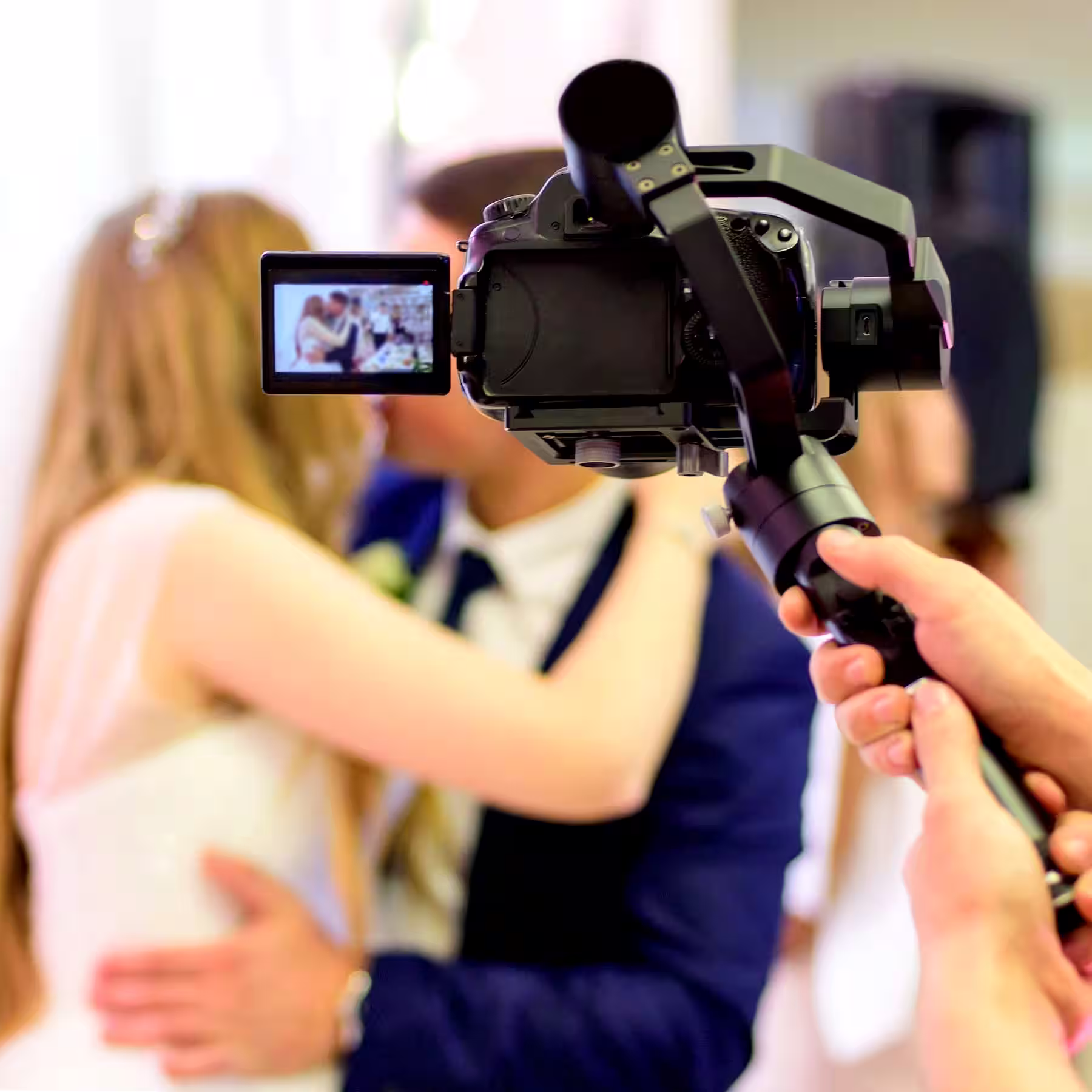 Egy videós rendezvény videózás közben Csongrádon