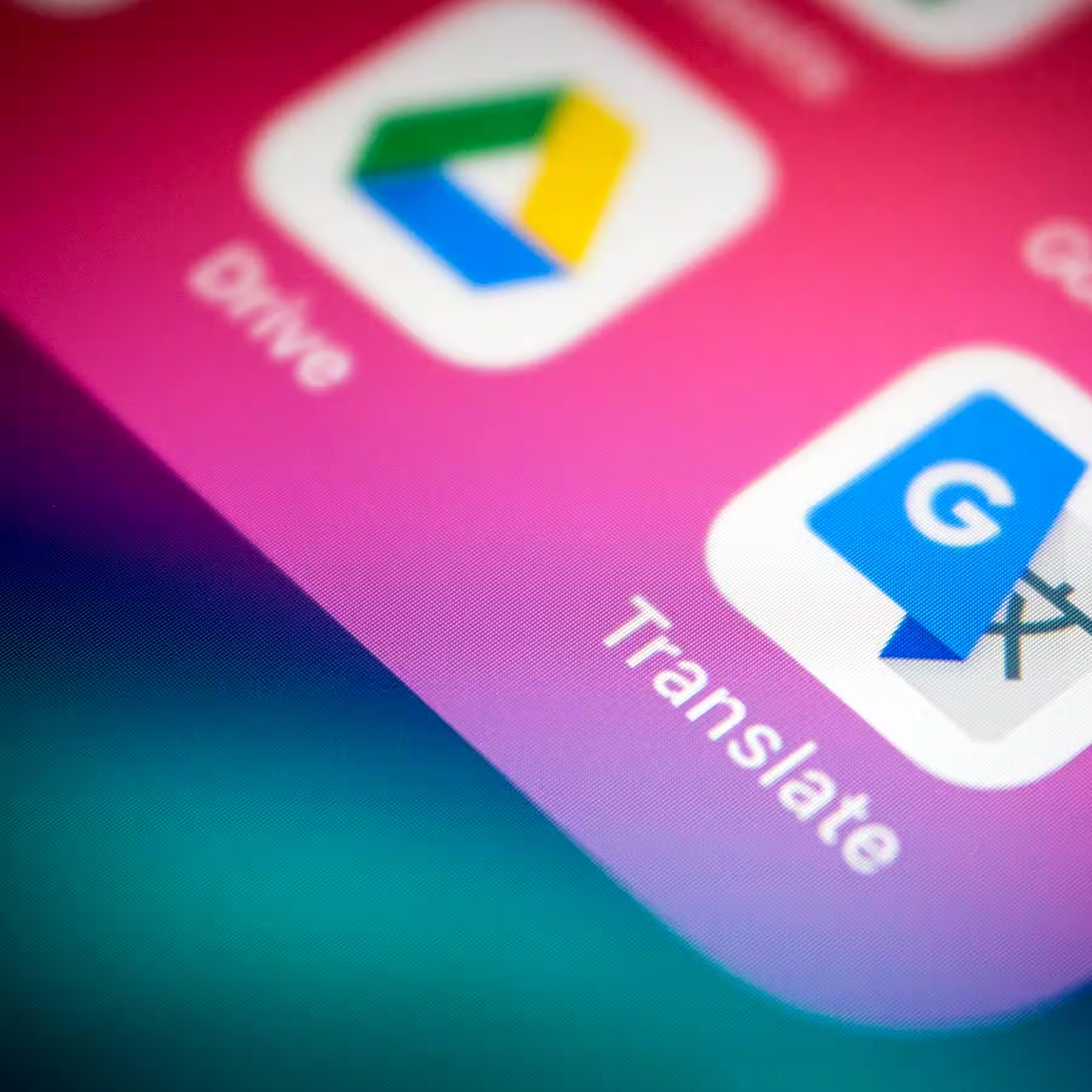 Egy fordító weboldal fordítás közben Csongrádon